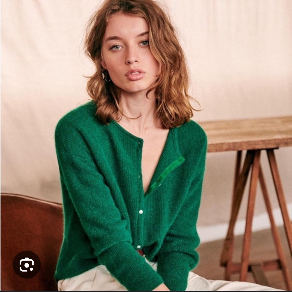 NWT sezane gaspard jumper in mint green in size small